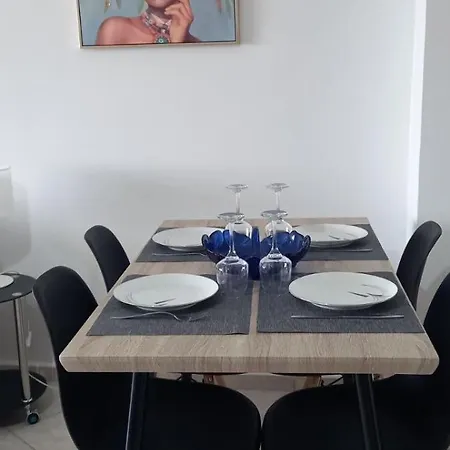 Apartment Seaside In Chania